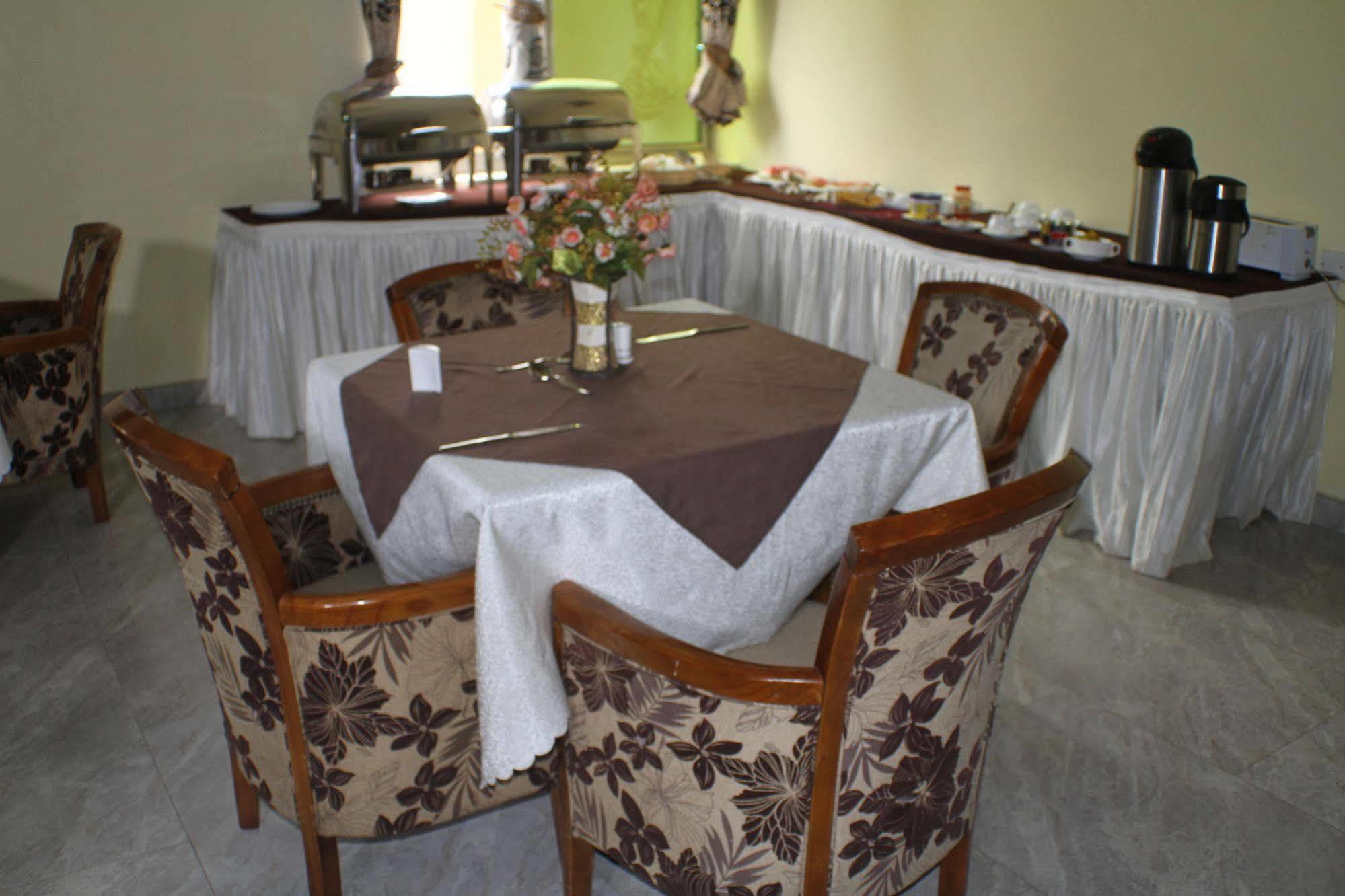 Varlek Hotel Dar es Salaam Luaran gambar