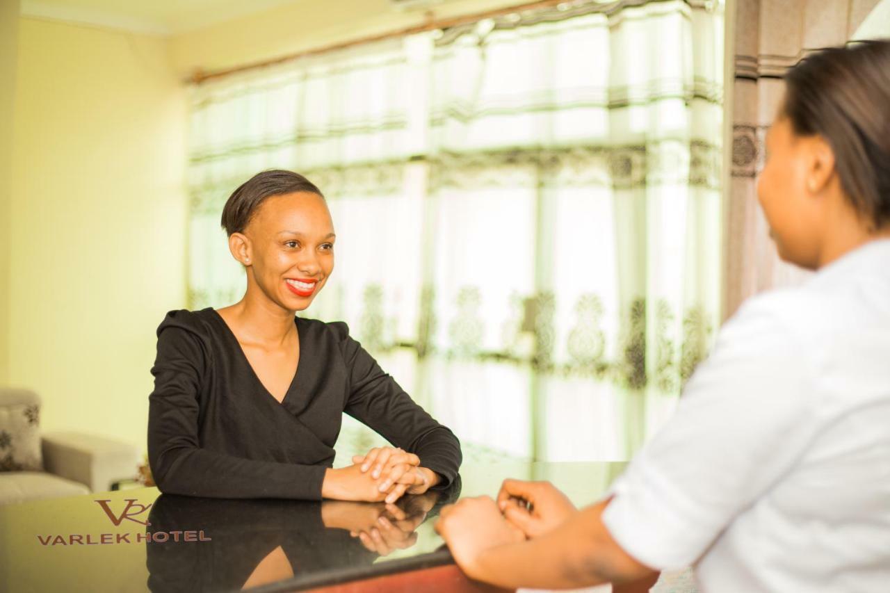 Varlek Hotel Dar es Salaam Luaran gambar