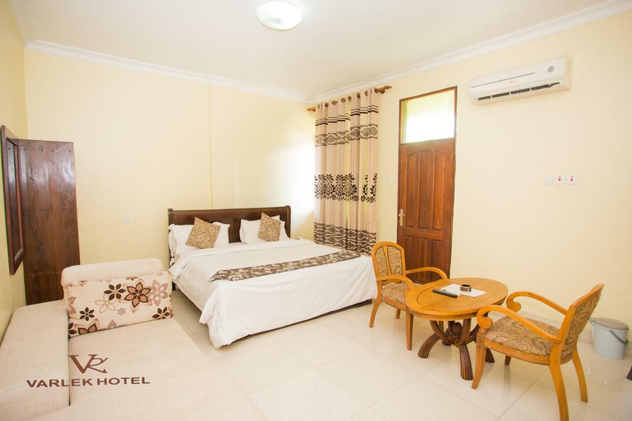 Varlek Hotel Dar es Salaam Luaran gambar