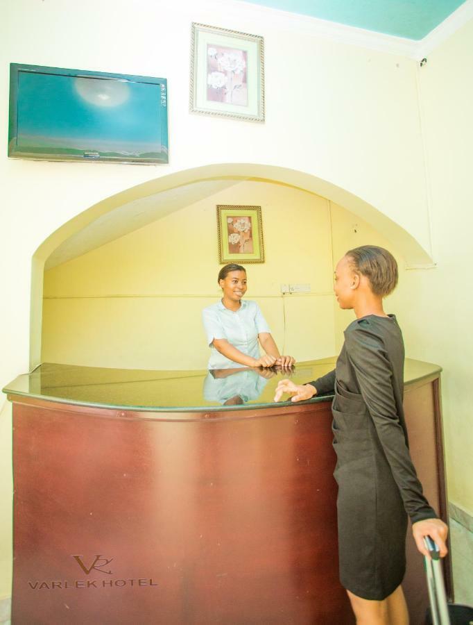 Varlek Hotel Dar es Salaam Luaran gambar