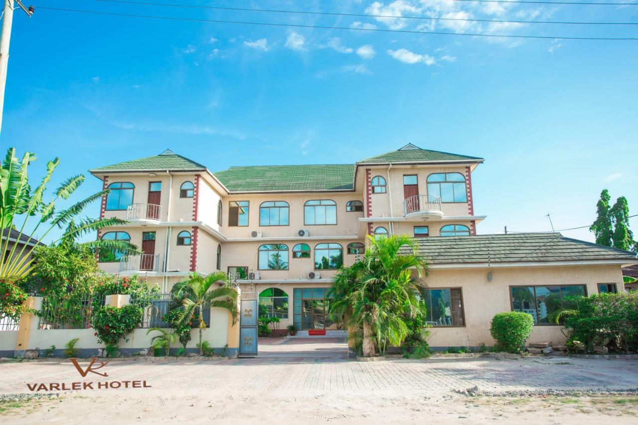Varlek Hotel Dar es Salaam Luaran gambar